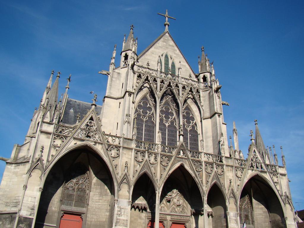 Bel Appartement Coeur De Ville Troyes Bilik gambar