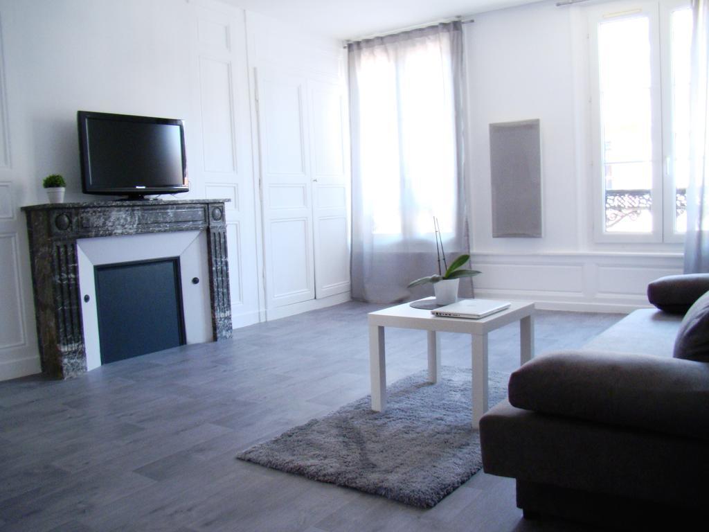 Bel Appartement Coeur De Ville Troyes Bilik gambar